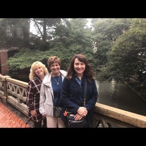 Meet your Posher, Dana